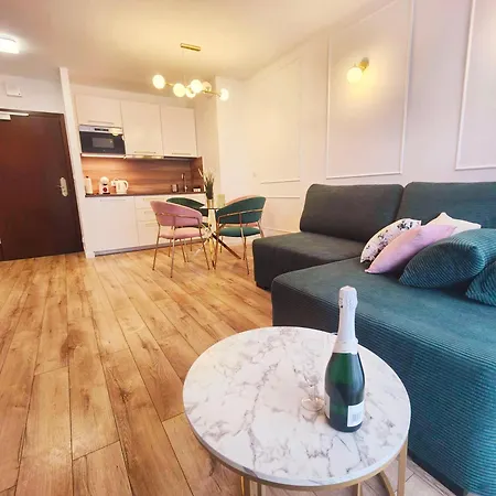 Continental Przy Plazy * クリニツァ・モルスカ